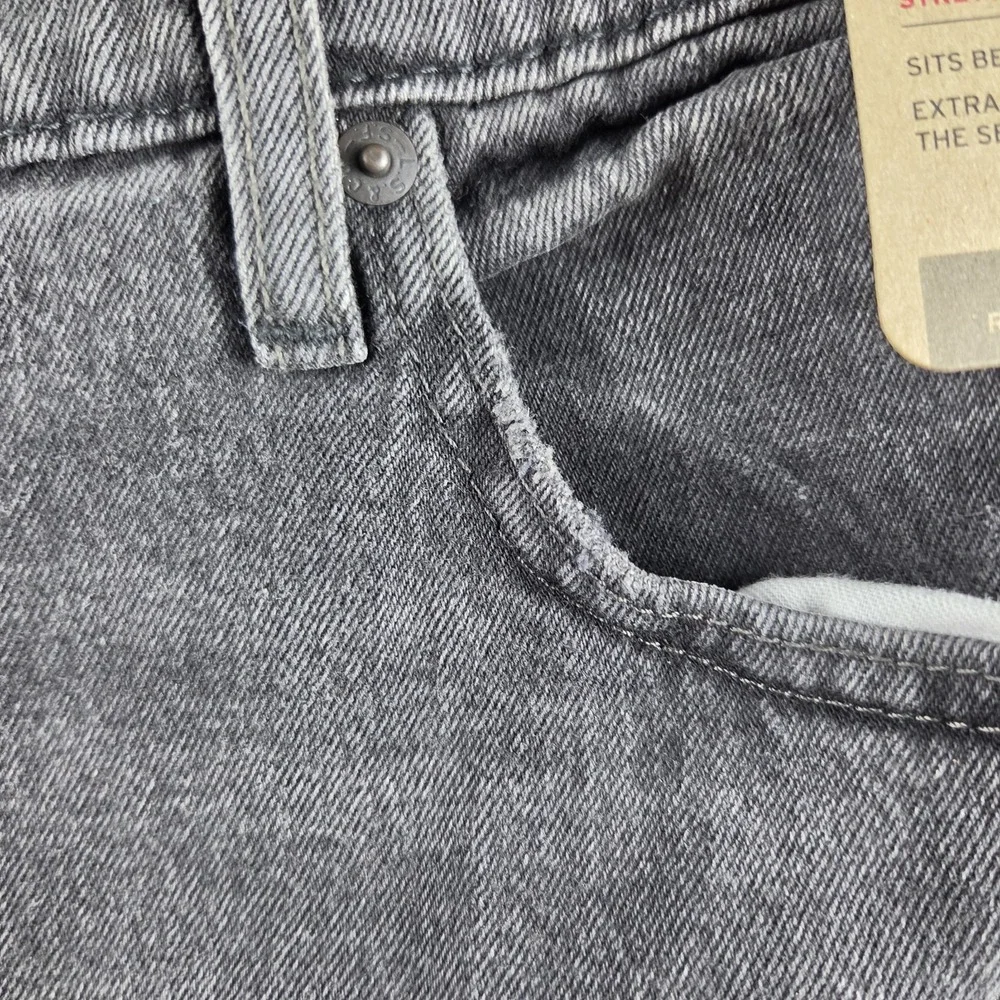 NWT Levi's Jeans Black 569 Loose Straight Baggy Y2K Stretch Men's 42x34 DIstress